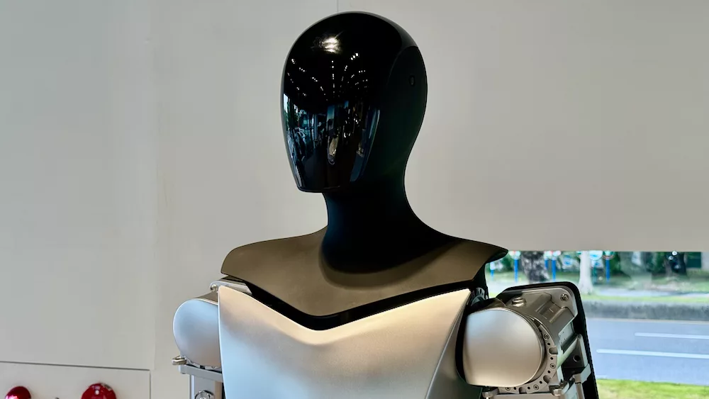 Tesla etkileyici Optimus Gen 2 insansı robotunu sergiliyor