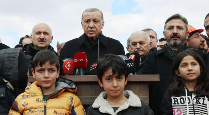 Erdoğan, deprem bölgesine yapılacak yardımlar için de uyarılarda bulundu.