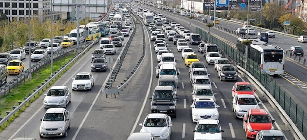 İçişleri Bakanlığı 81 il valiliğine '2023 Yılı Ramazan Bayramı Trafik Tedbirleri'genelge gönderdi
